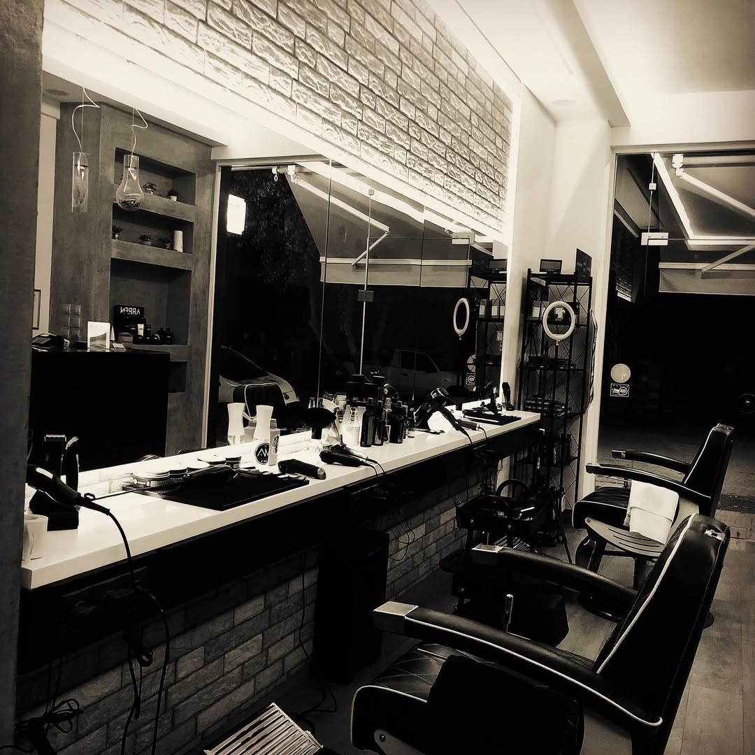 Mens Salon